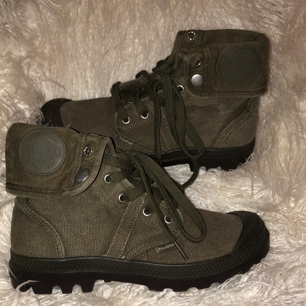 army green palladium boots